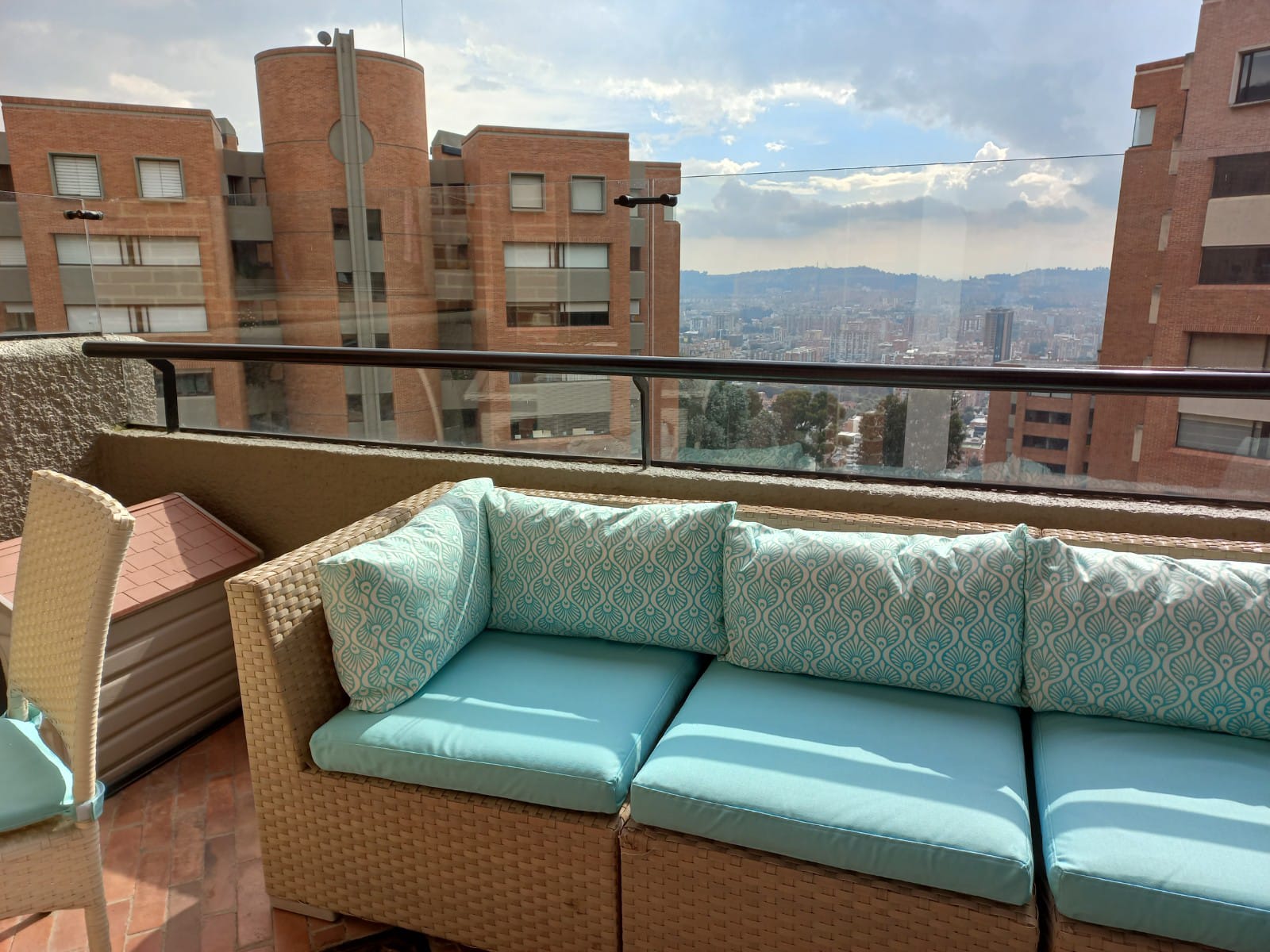 Apartamento de 3 alcobas en venta en Sierras Del Moral, Bogotá, 220 m² · foto 4 de 23