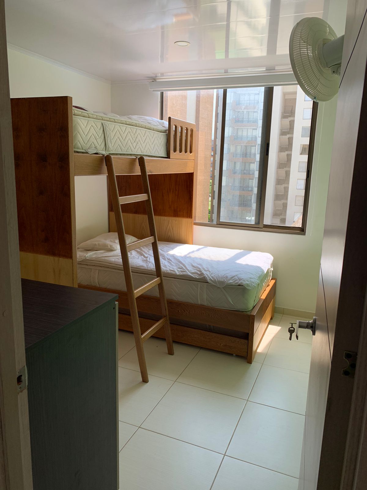 Apartamento de 3 alcobas en venta en Las Palmas, Ricaurte, 82 m² · foto 21 de 24