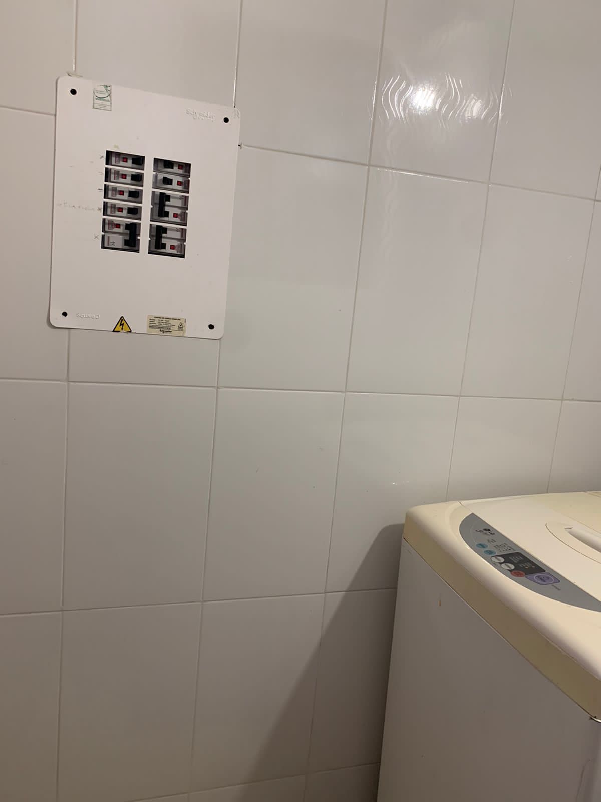 Apartamento de 3 alcobas en venta en Las Palmas, Ricaurte, 82 m² · foto 9 de 24