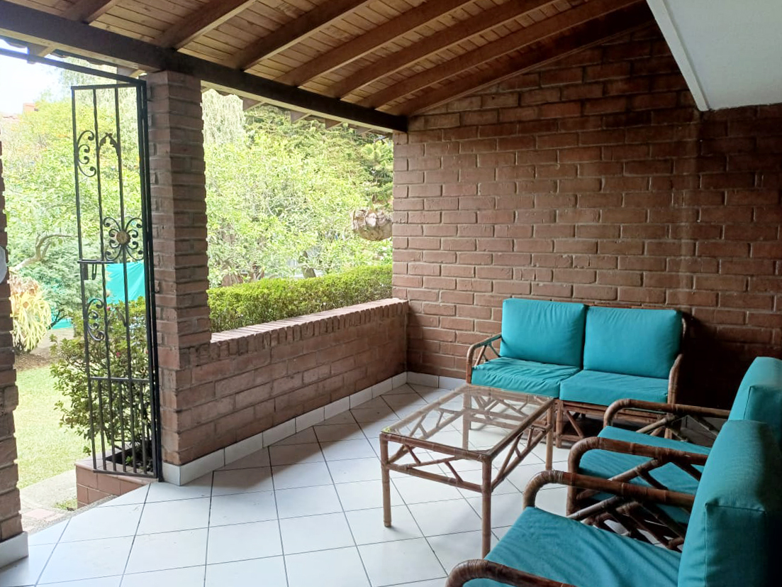 Casa de 5 alcobas en venta en La Mota, Medellín, 149 m² · foto 12 de 17