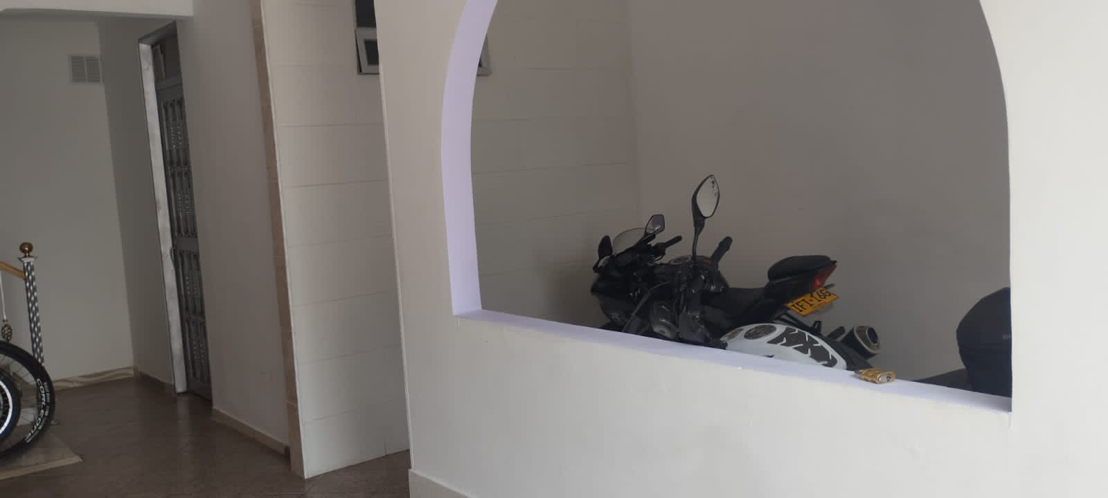 Casa en venta en Alamos, Bogotá · foto 3 de 24