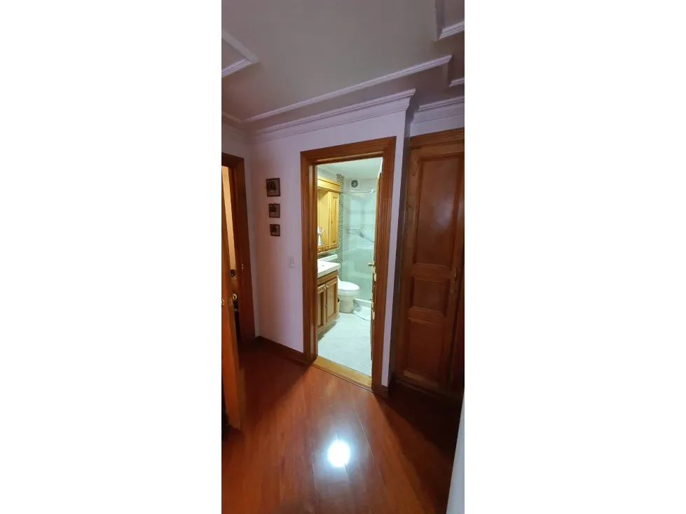 Apartamento en venta en Santa Barbara, Bogotá · foto 11 de 18