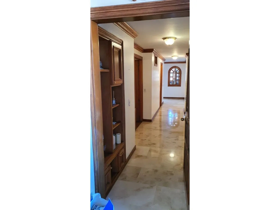 Apartamento en venta en Santa Barbara, Bogotá · foto 9 de 18