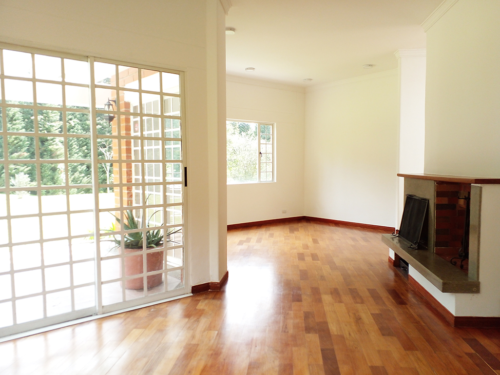 3BR House in Vía Las Palmas (274 m²) - 2