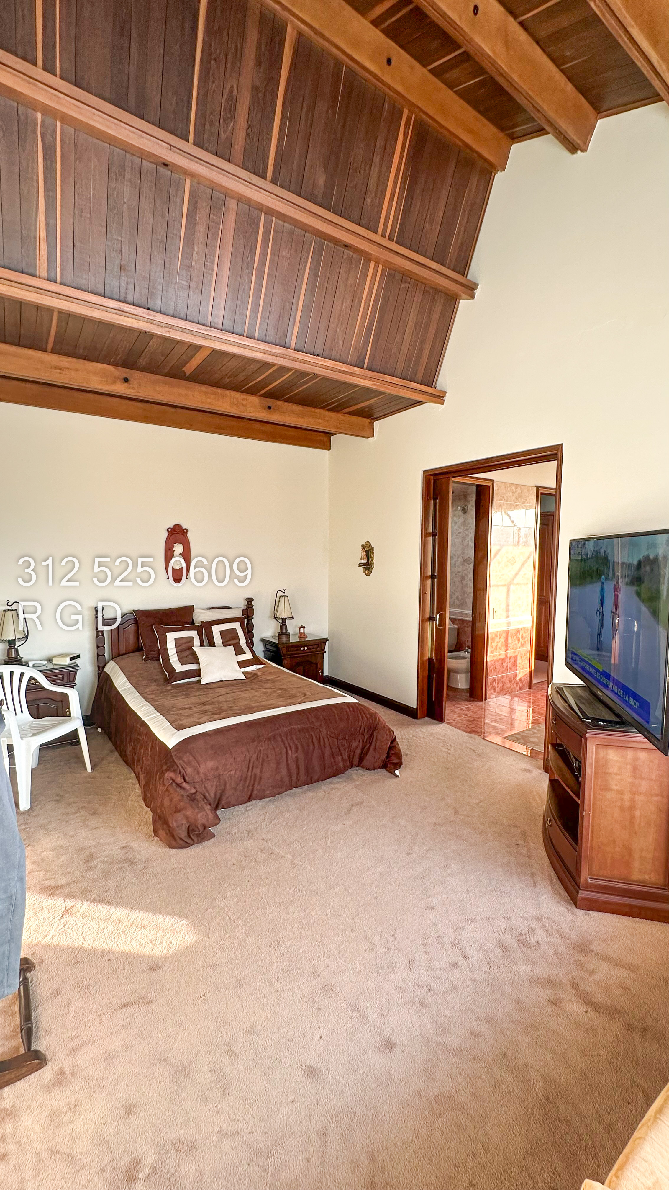 Casa de 6 alcobas en venta en Yerbabuena, Chía · foto 21 de 24