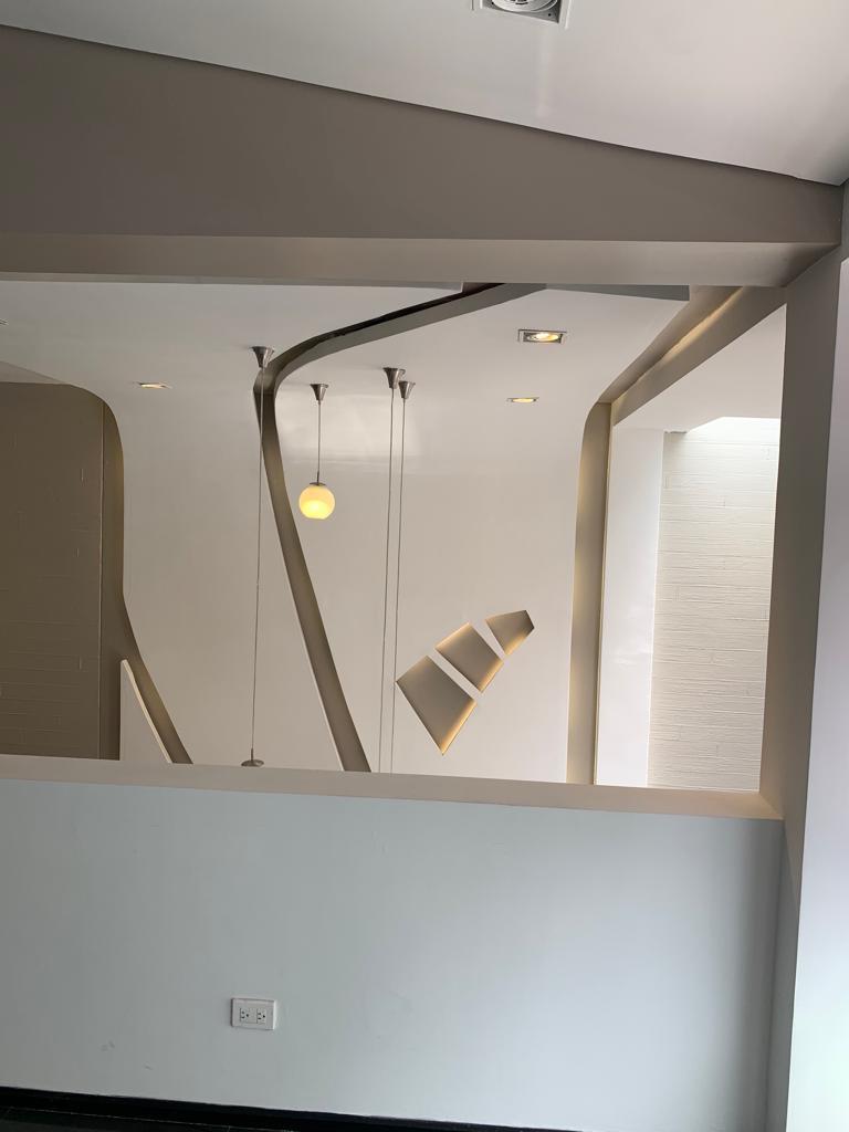Casa de 4 alcobas en venta en Santa Barbara, Bogotá, 250 m² · foto 12 de 24