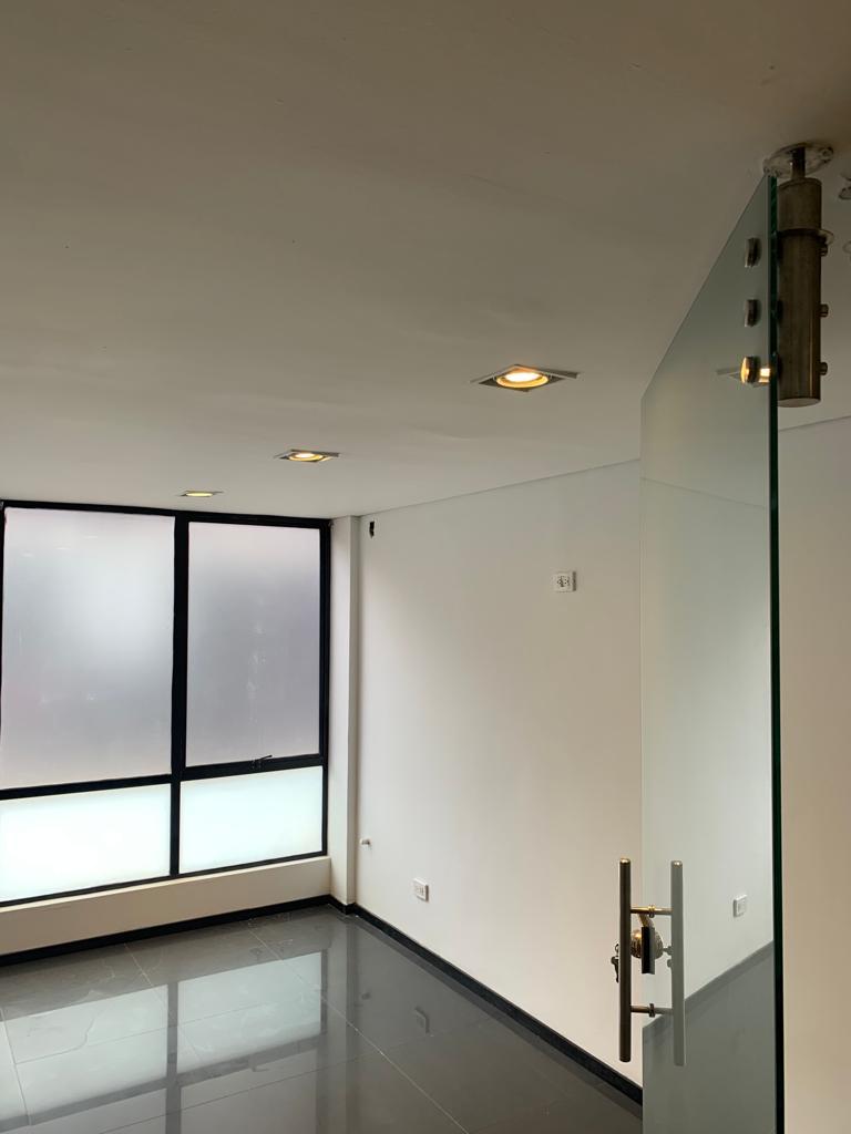 Casa de 4 alcobas en venta en Santa Barbara, Bogotá, 250 m² · foto 20 de 24