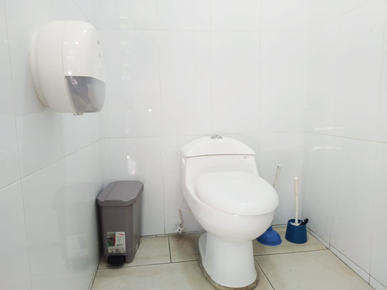 Local en arriendo en Laureles, Medellín, 248 m² · foto 18 de 19