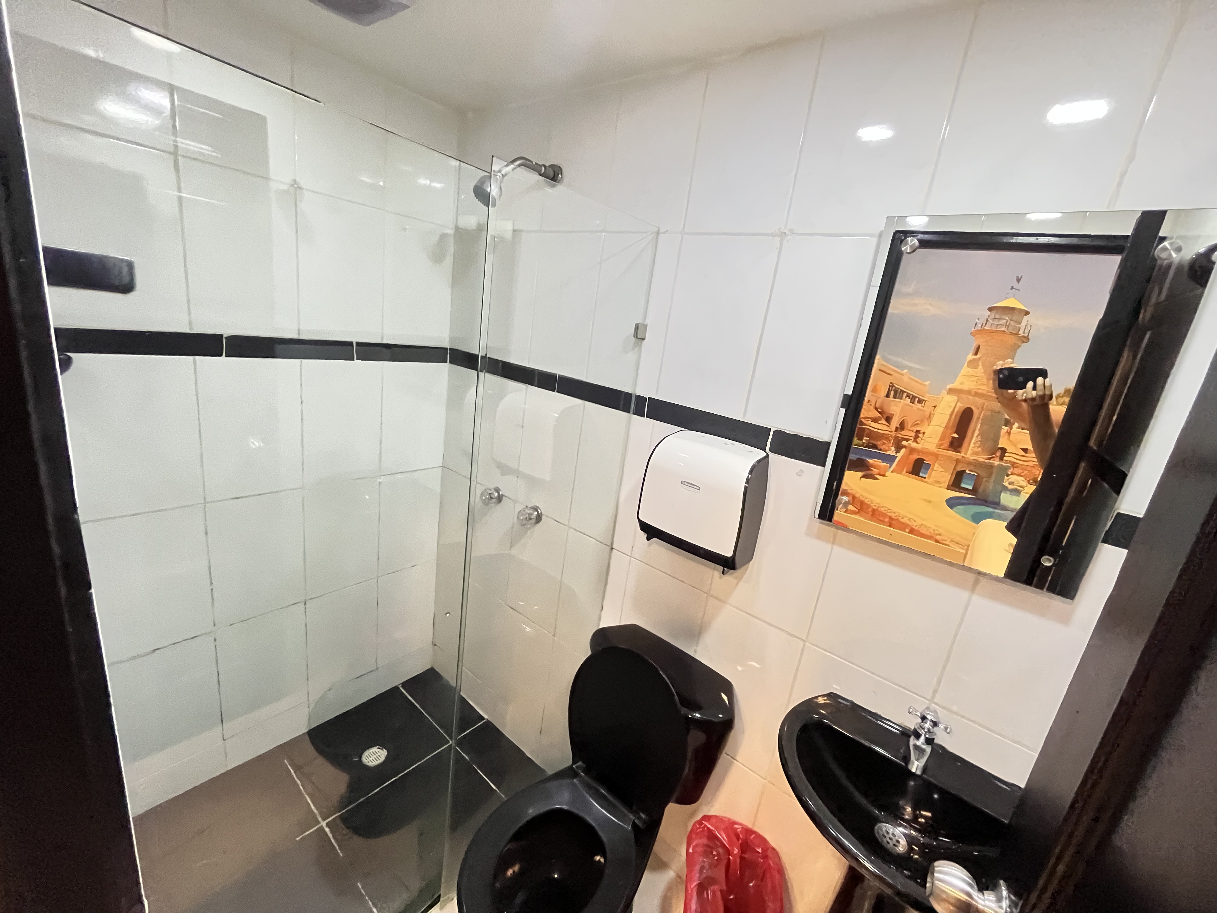 Edificio en venta en La Candelaria, Medellín, 550 m² · foto 12 de 16