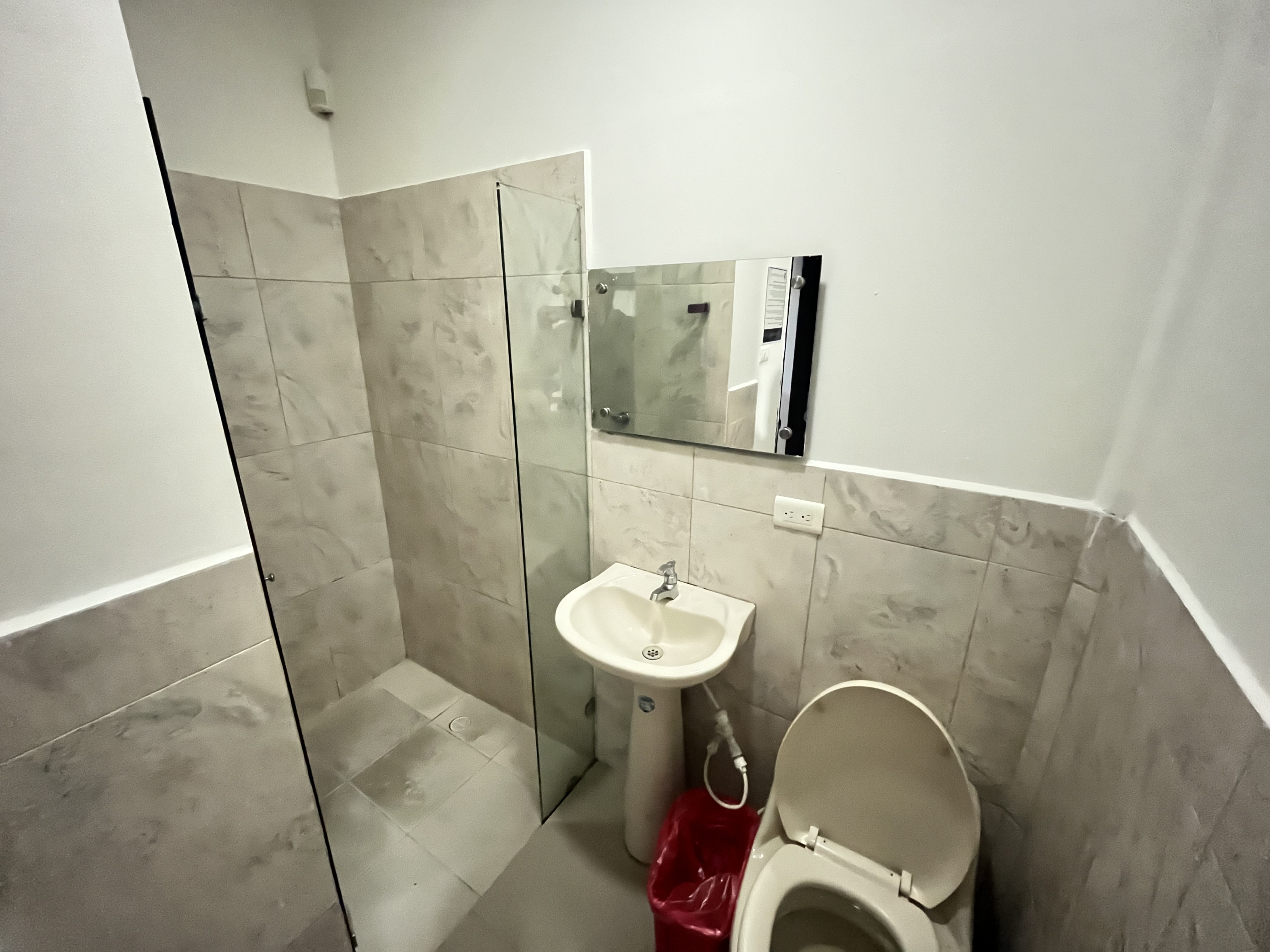 Edificio en venta en La Candelaria, Medellín, 550 m² · foto 13 de 16