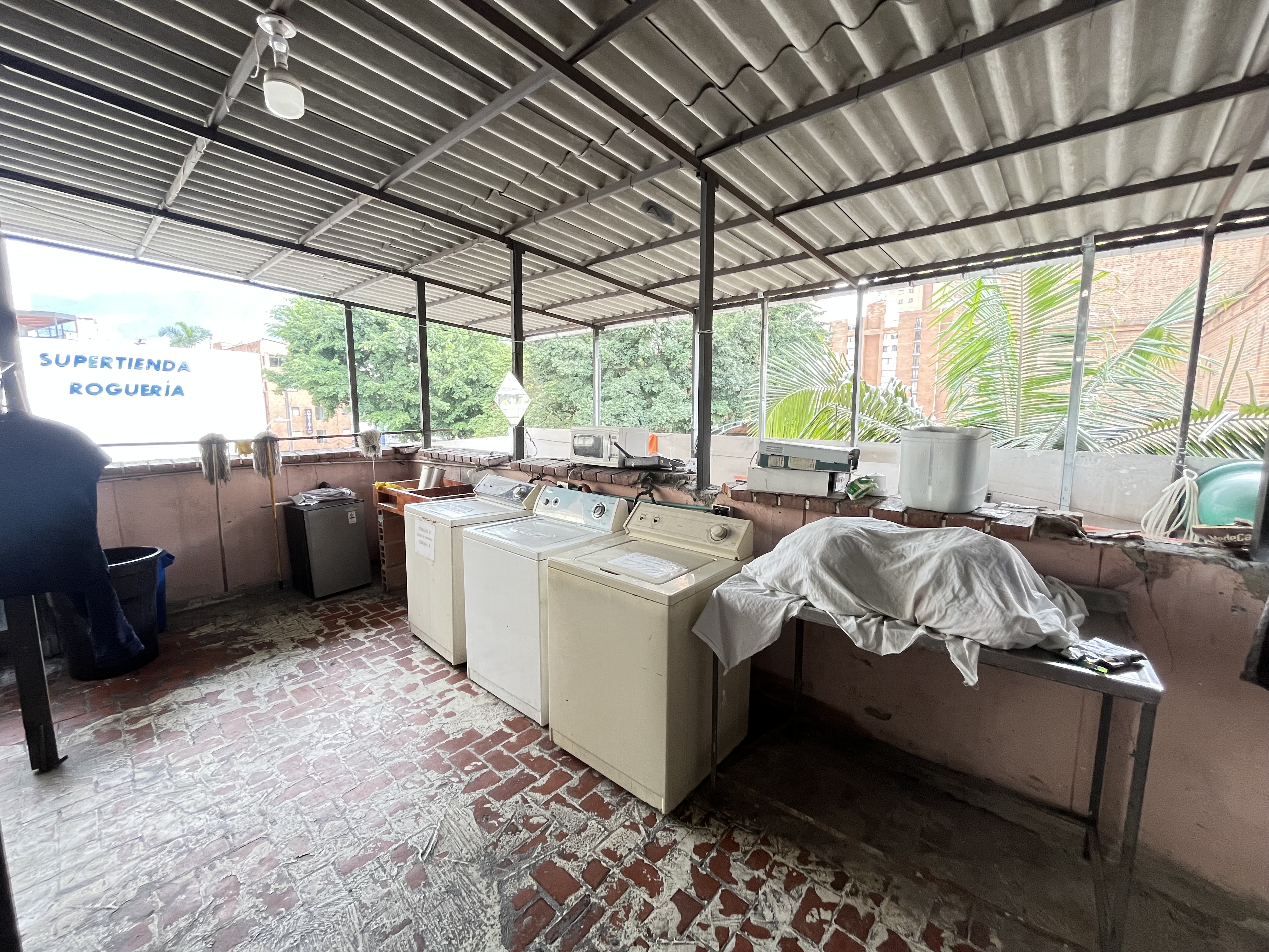 Edificio en venta en La Candelaria, Medellín, 550 m² · foto 15 de 16