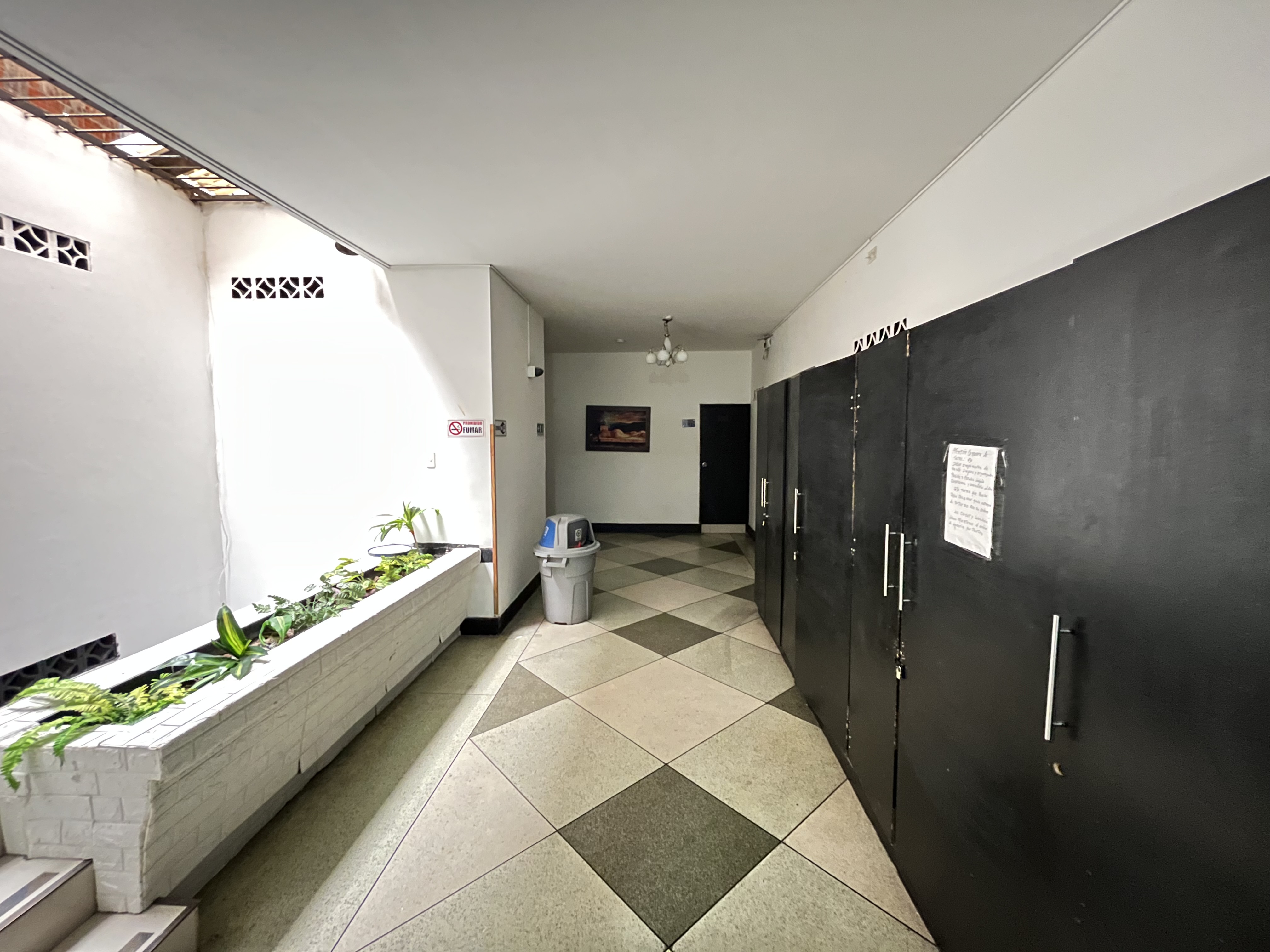 Edificio en venta en La Candelaria, Medellín, 550 m² · foto 16 de 16
