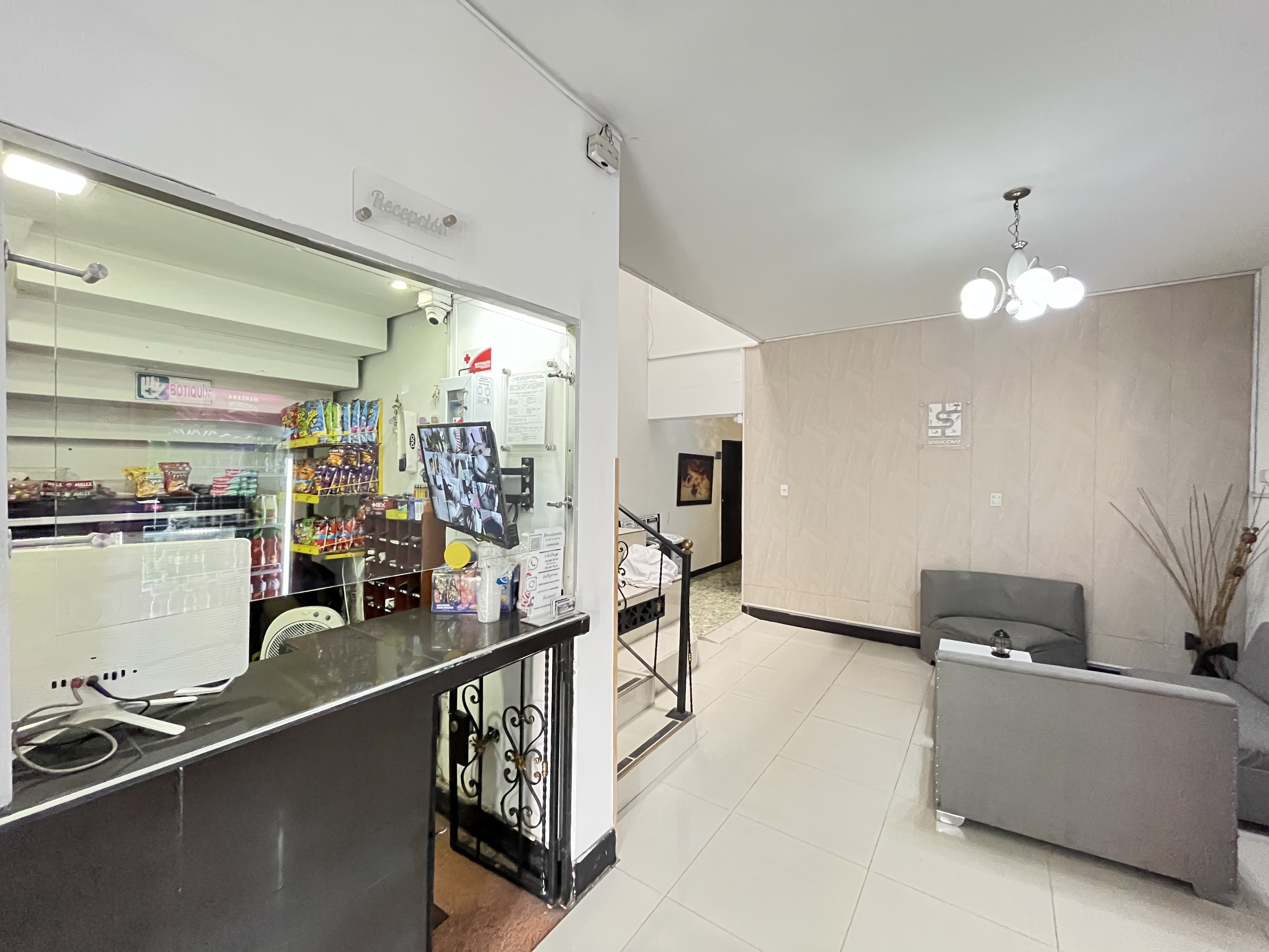 1BR Building in La candelaria (550 m²) for Sale - 3