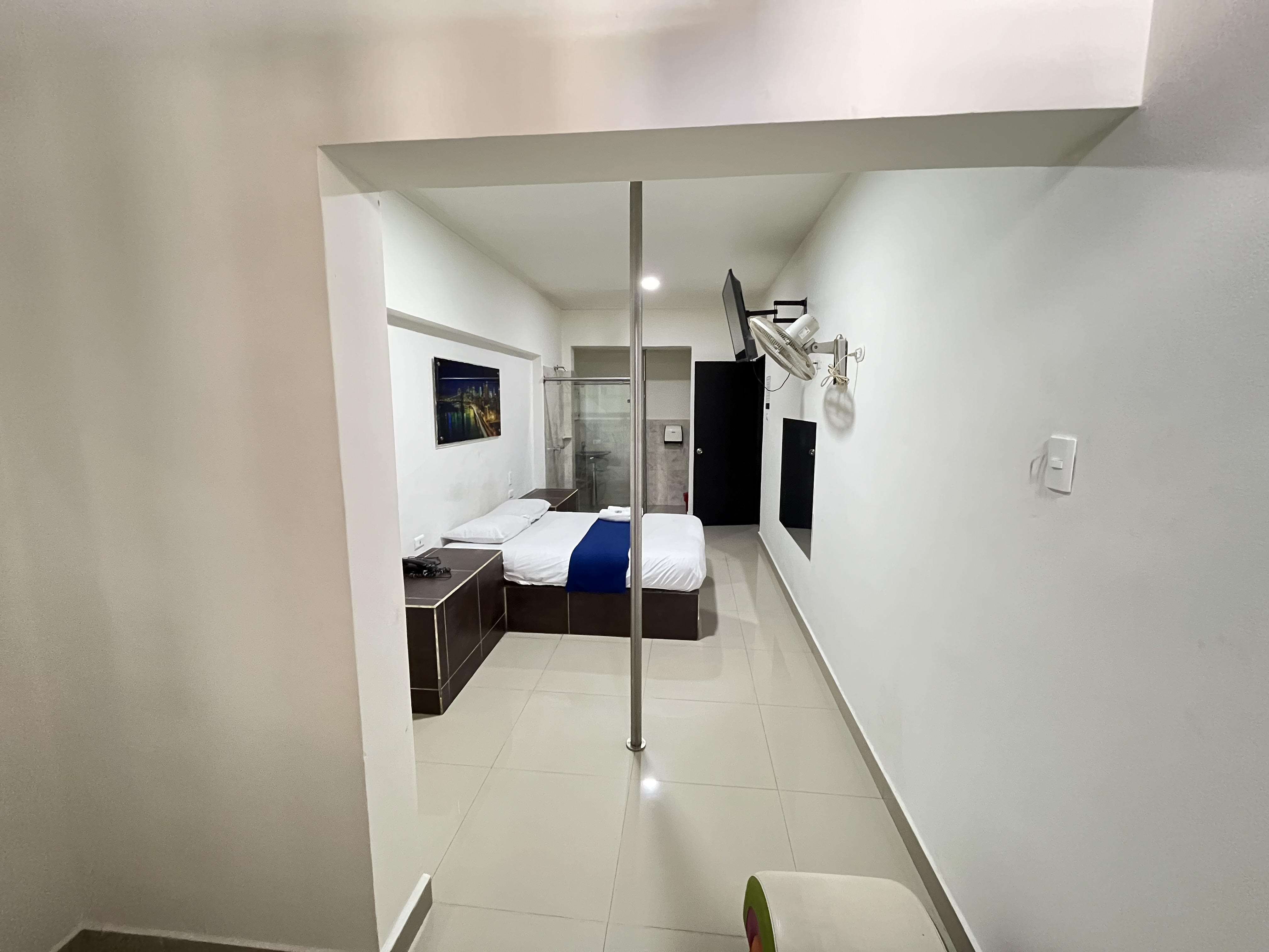 Edificio en venta en La Candelaria, Medellín, 550 m² · foto 8 de 16