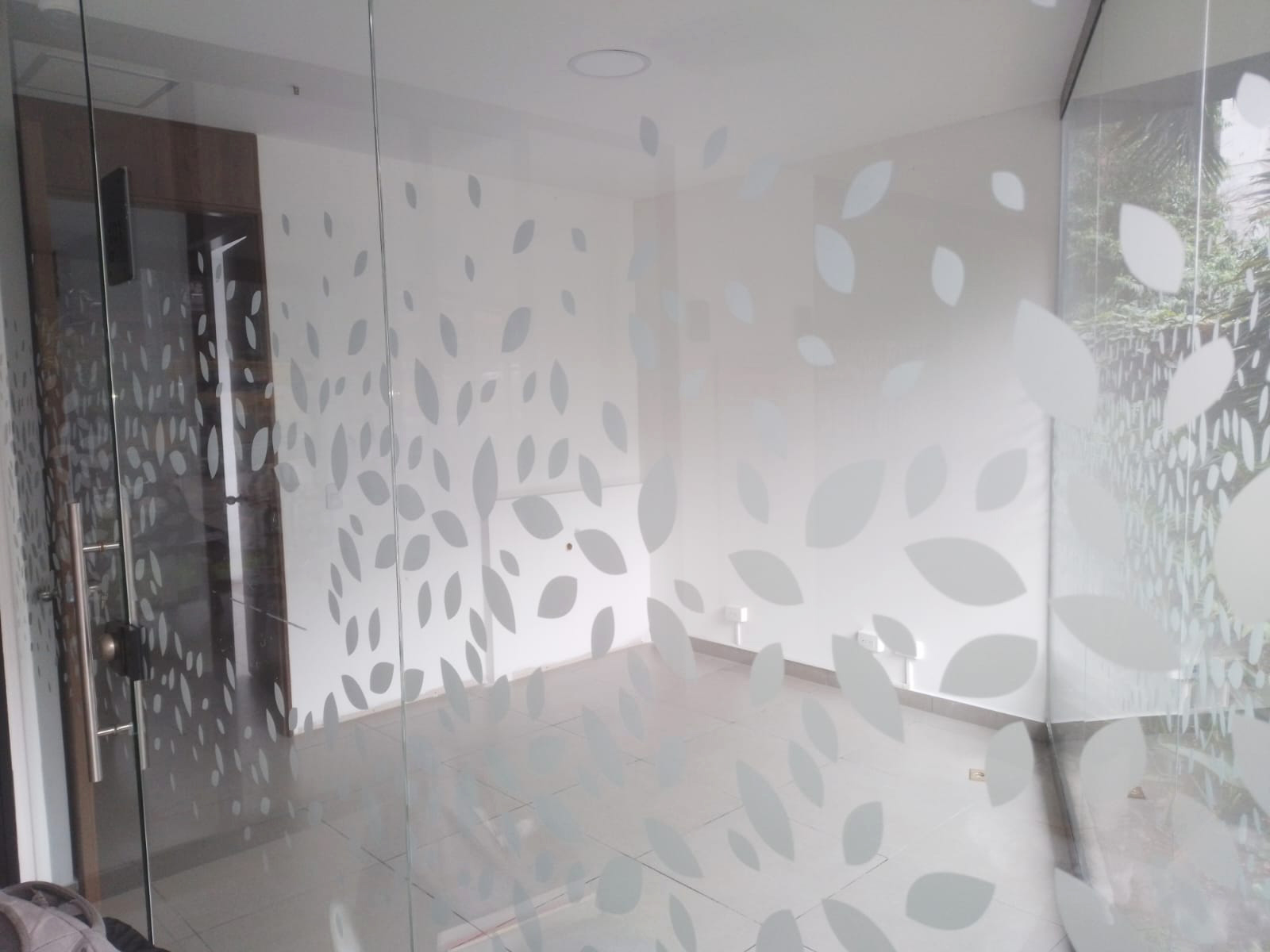 Consultorio en arriendo en Transversal Inferior, Medellín, 145 m² · foto 2 de 16