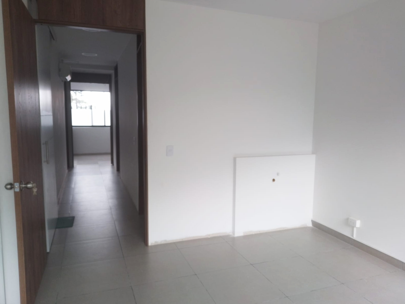 Consultorio en arriendo en Transversal Inferior, Medellín, 145 m² · foto 4 de 16