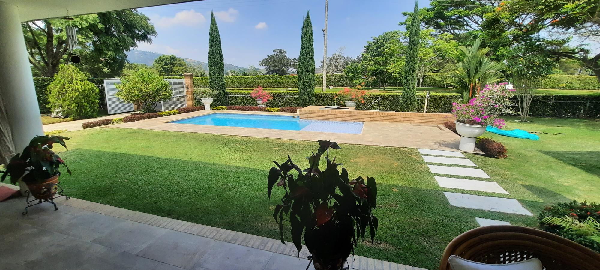 Casa de 4 alcobas en venta en Juan De Ampudia, Jamundí, 300 m² · foto 2 de 24