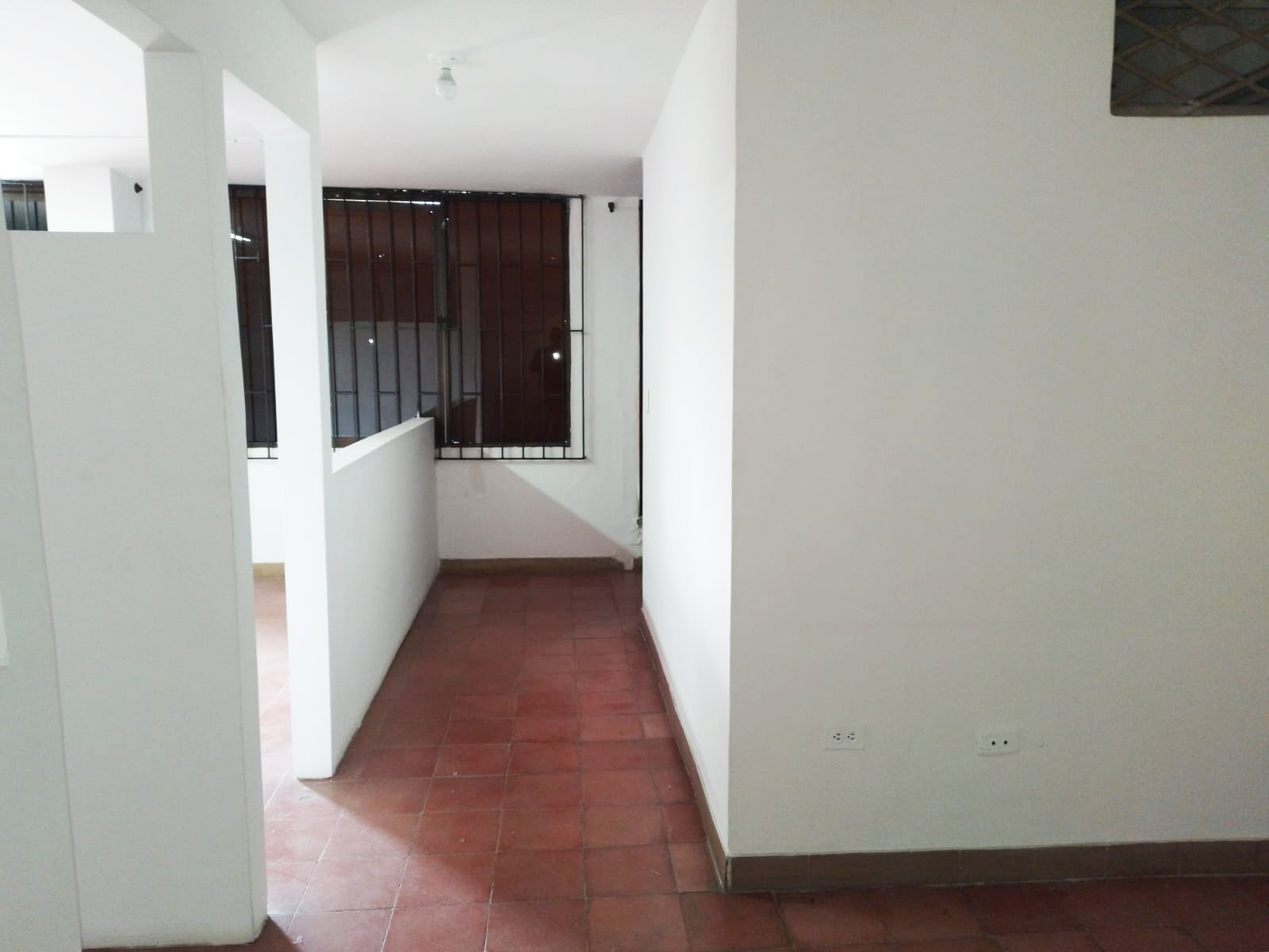 Bodega en arriendo en El Poblado, Medellín, 360 m² · foto 5 de 17