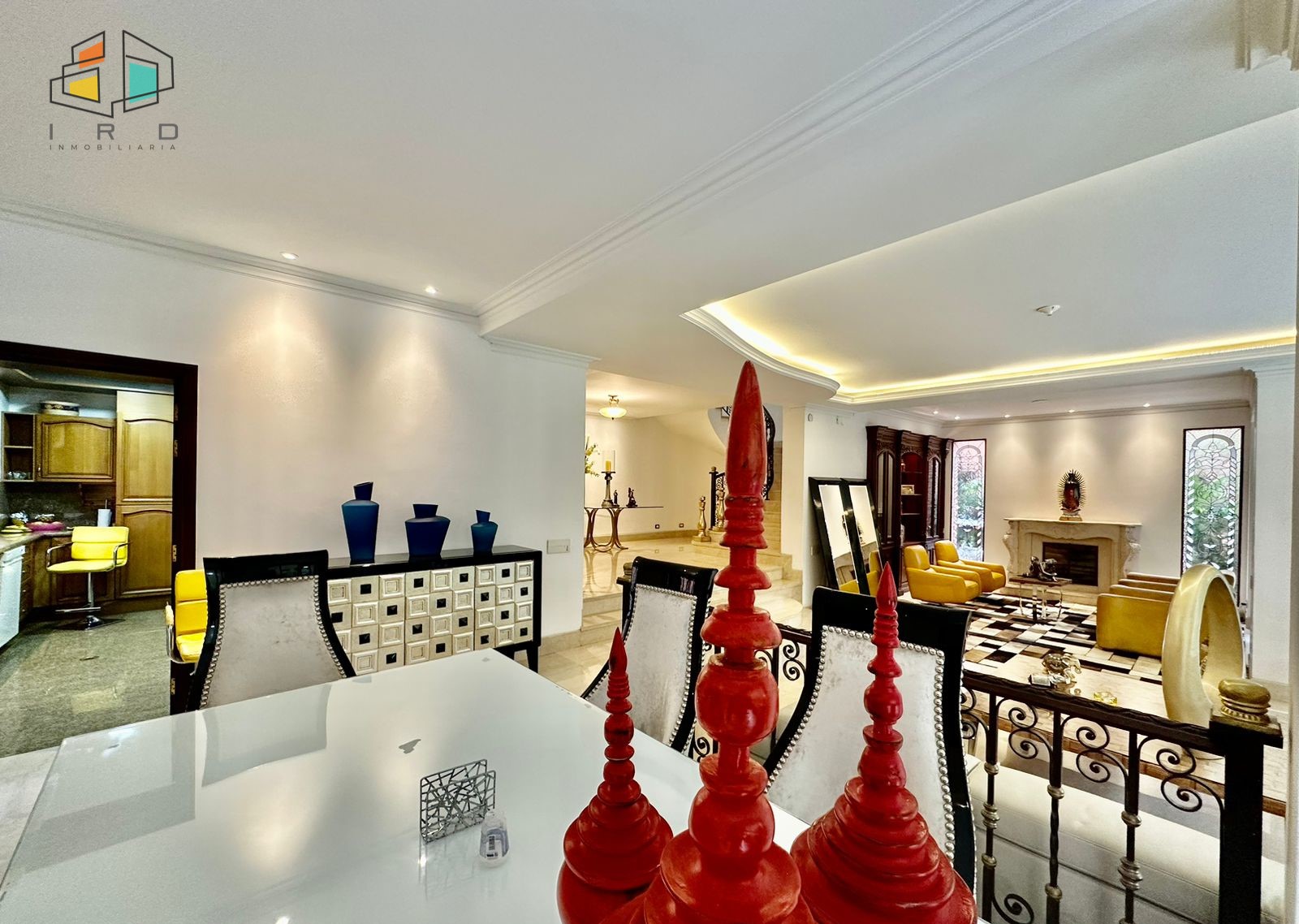 Casa de 4 alcobas en arriendo en Medellín, 450 m² · foto 10 de 24
