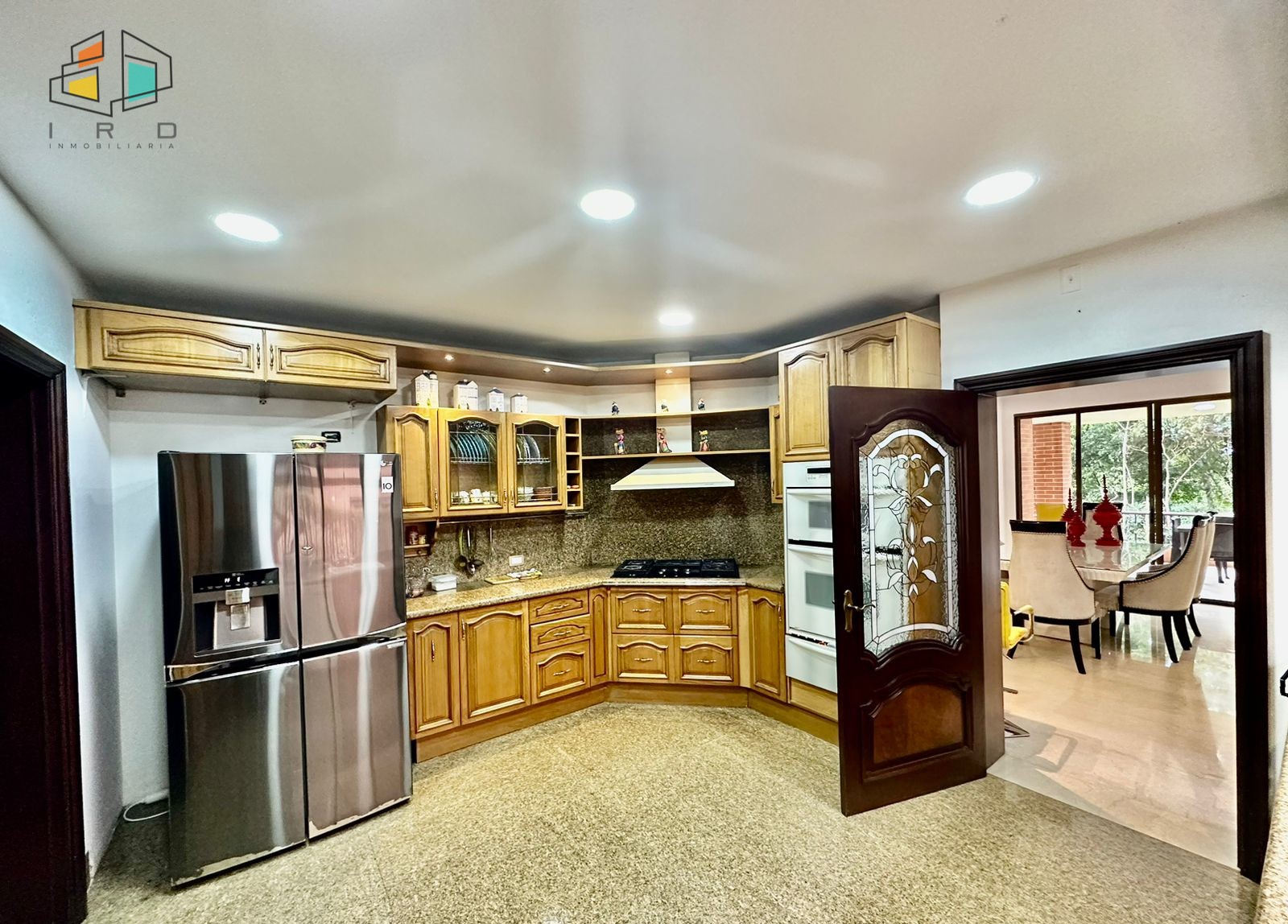 Casa de 4 alcobas en arriendo en Medellín, 450 m² · foto 14 de 24