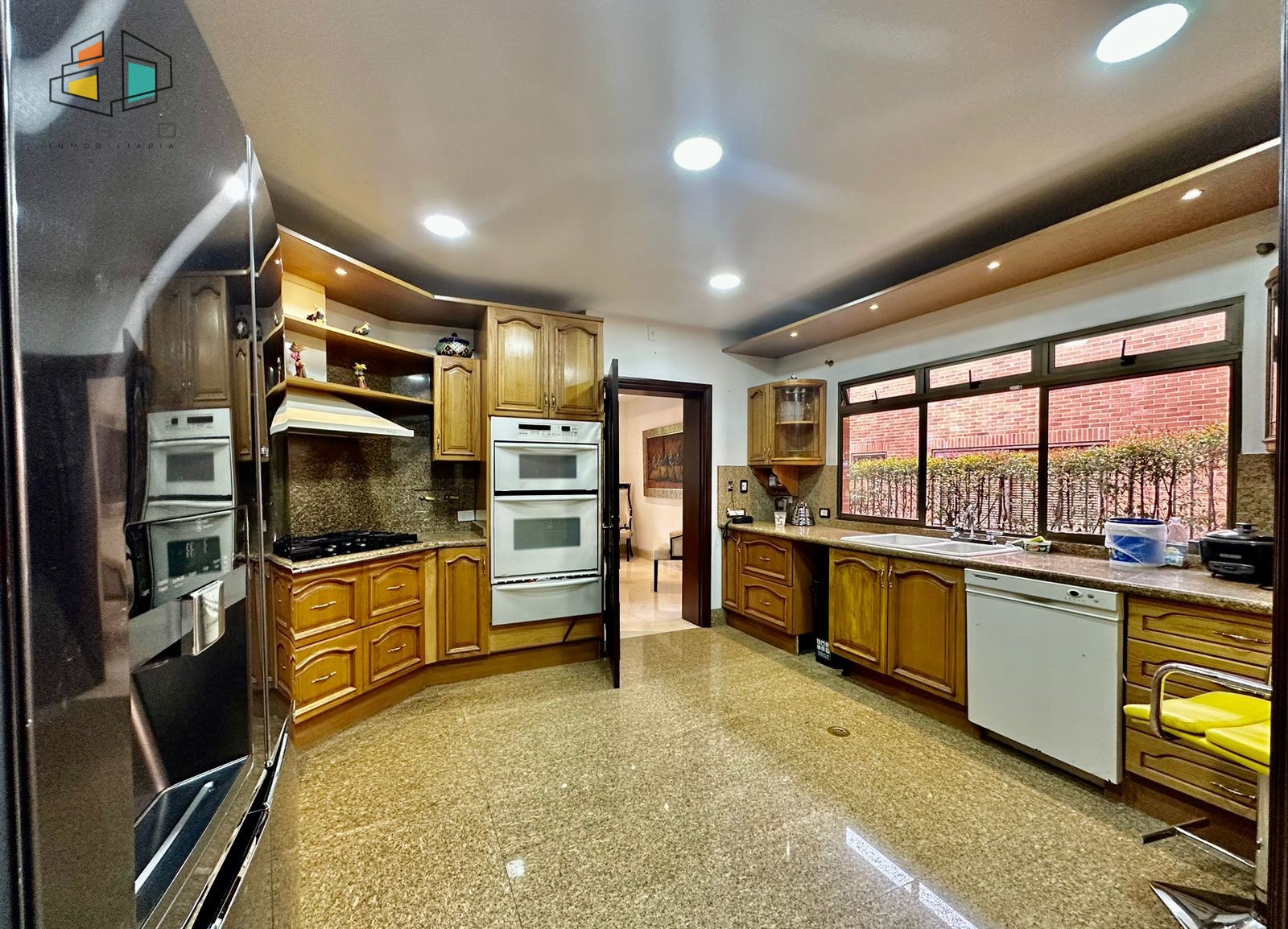 Casa de 4 alcobas en arriendo en Medellín, 450 m² · foto 16 de 24