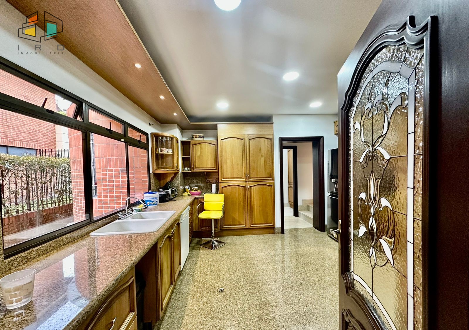 Casa de 4 alcobas en arriendo en Medellín, 450 m² · foto 17 de 24