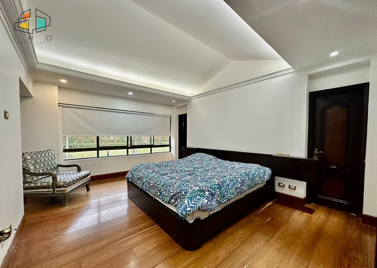Casa de 4 alcobas en arriendo en Medellín, 450 m² · foto 23 de 24