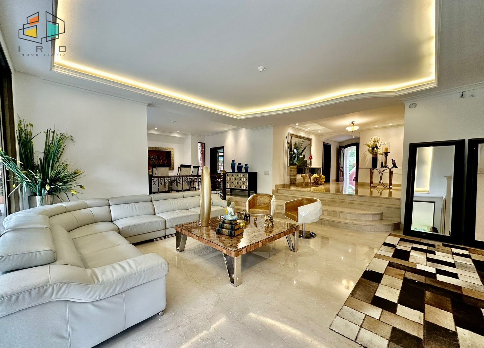 4BR House in Suroriente (450 m²) - 3