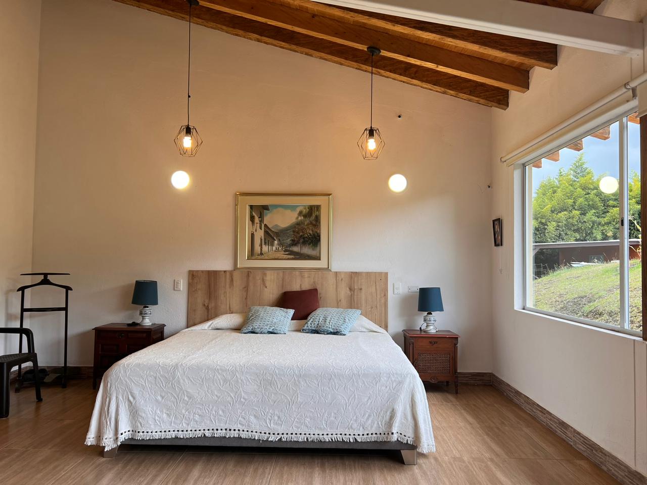 Casa de 5 alcobas en venta en La Ceja, 450 m² · foto 12 de 18