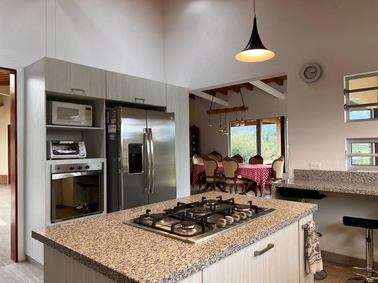 Casa de 5 alcobas en venta en La Ceja, 450 m² · foto 5 de 18