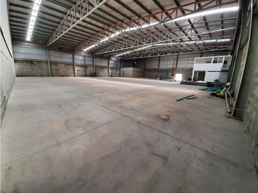 Bodega en arriendo en La Dolores, Palmira, 1224 m² · foto 2 de 5