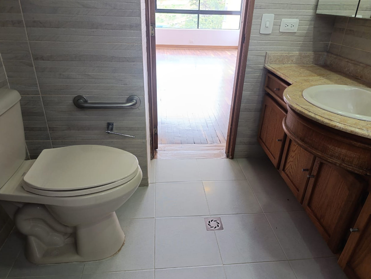Apartamento en arriendo en San Lucas, Medellín · foto 18 de 18