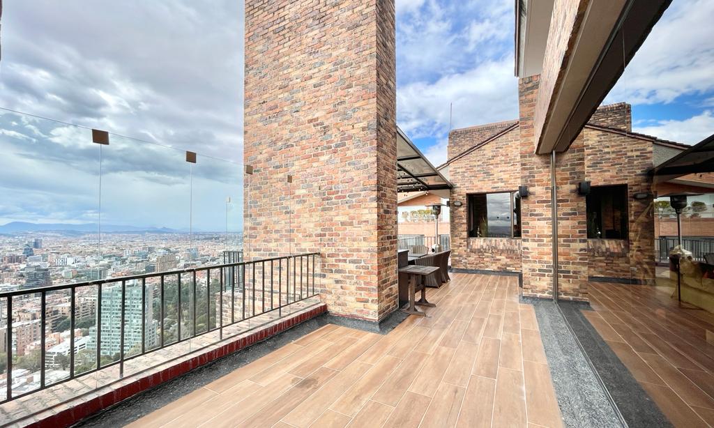 Apartamento en venta en El Refugio, Bogotá · foto 5 de 24