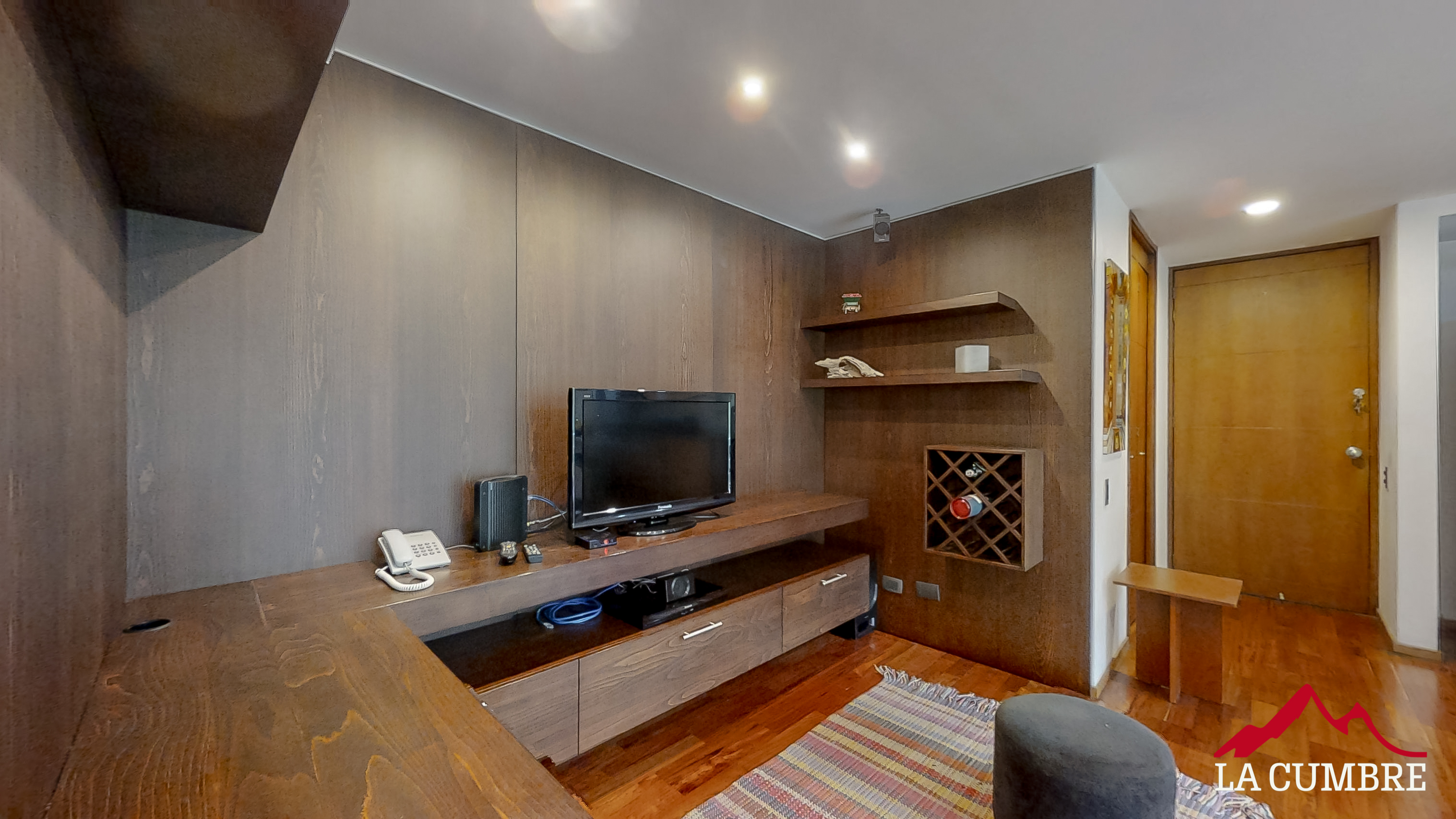 Apartamento en arriendo en El Poblado, Medellín · foto 3 de 10