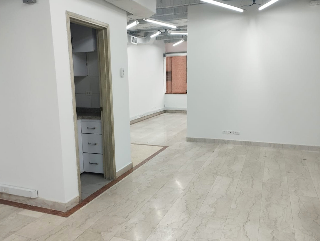 Oficina en arriendo en La Florida, Medellín, 64 m² · foto 4 de 14