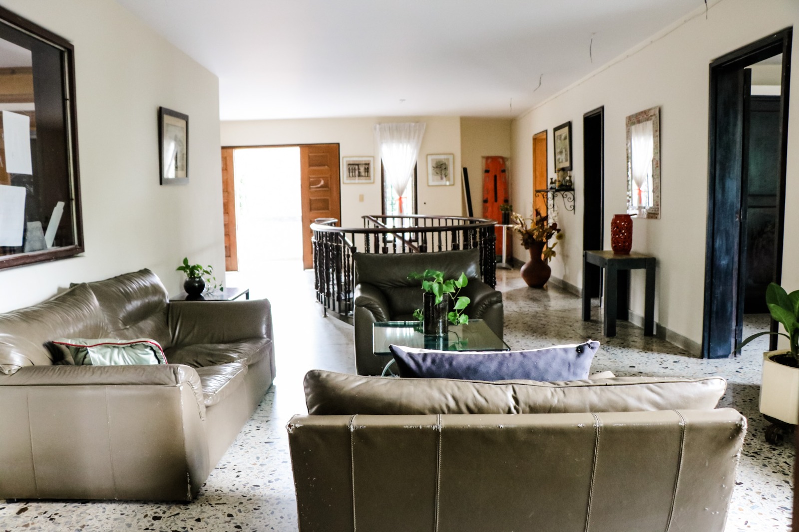 Local en arriendo en Santa Maria De Los Angeles, Medellín, 909 m² · foto 4 de 15