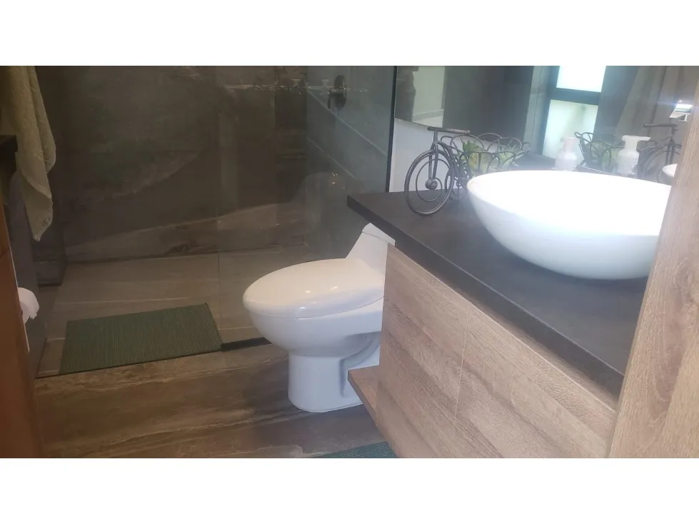 Casa de 4 alcobas en venta en Escobero, Envigado, 500 m² · foto 18 de 24