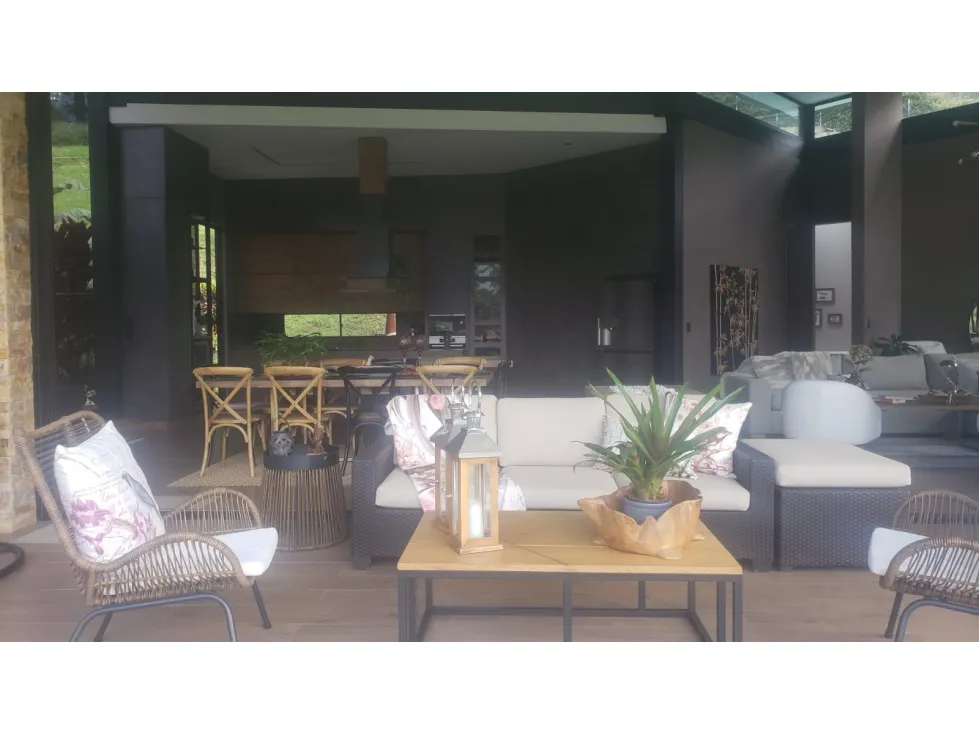 Casa de 4 alcobas en venta en Escobero, Envigado, 500 m² · foto 11 de 24