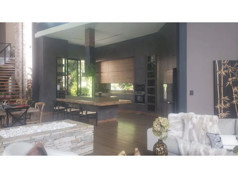 Casa de 4 alcobas en venta en Escobero, Envigado, 500 m² · foto 12 de 24
