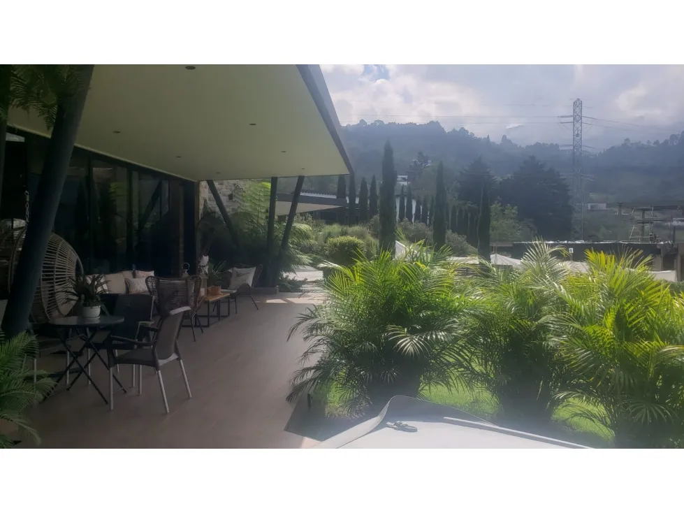 Casa de 4 alcobas en venta en Escobero, Envigado, 500 m² · foto 23 de 24
