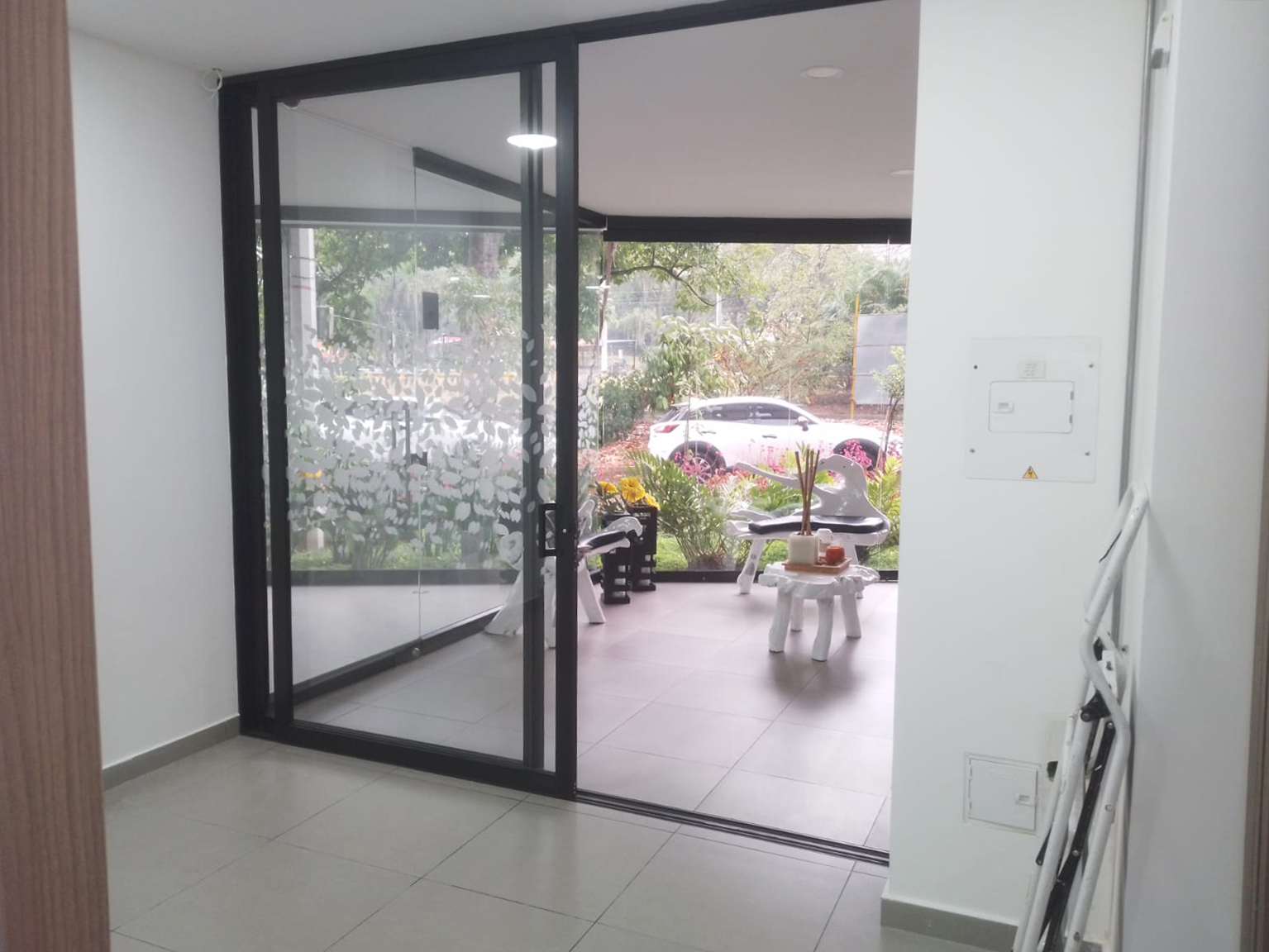 Consultorio en arriendo en Transversal Inferior, Medellín, 53 m² · foto 4 de 12