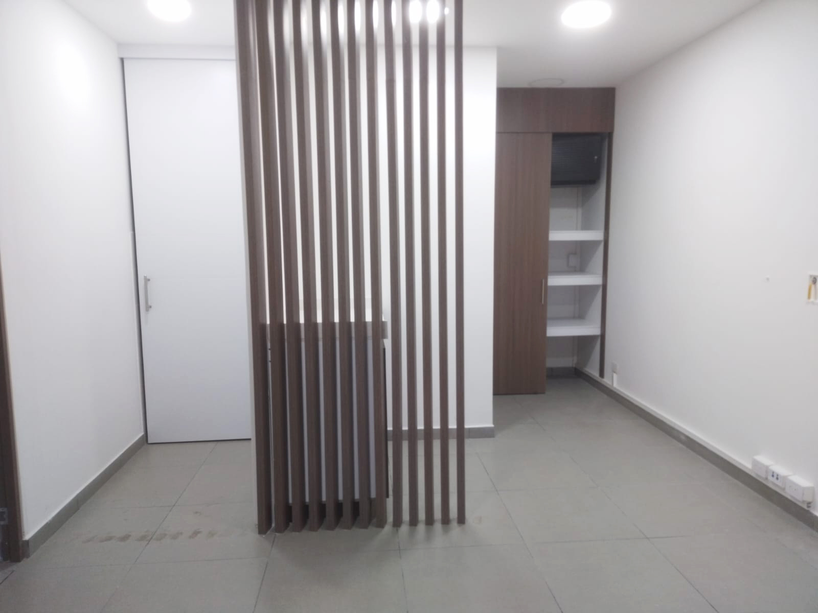 Consultorio en arriendo en Transversal Inferior, Medellín, 53 m² · foto 7 de 12