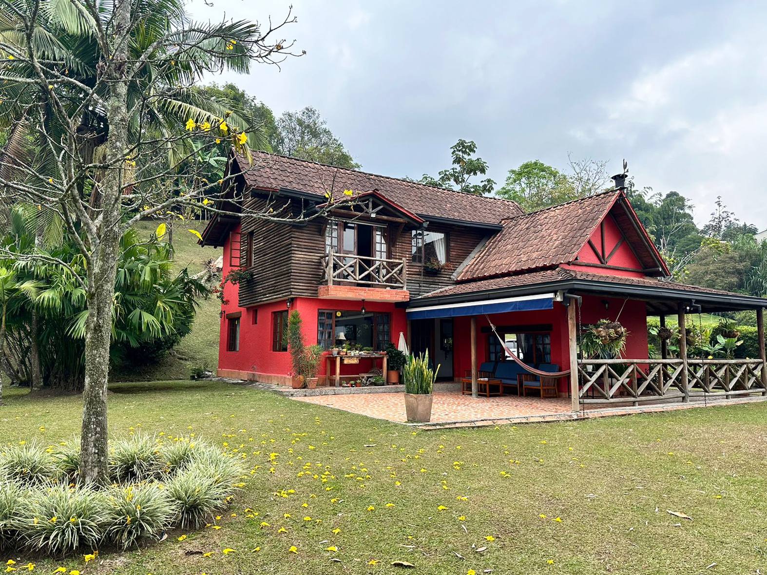 Casa de 4 alcobas en venta en Loma Del Escobero, Envigado, 250 m² · foto 16 de 19