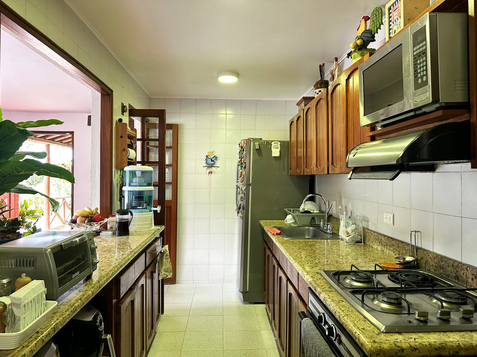 Casa de 4 alcobas en venta en Loma Del Escobero, Envigado, 250 m² · foto 4 de 19