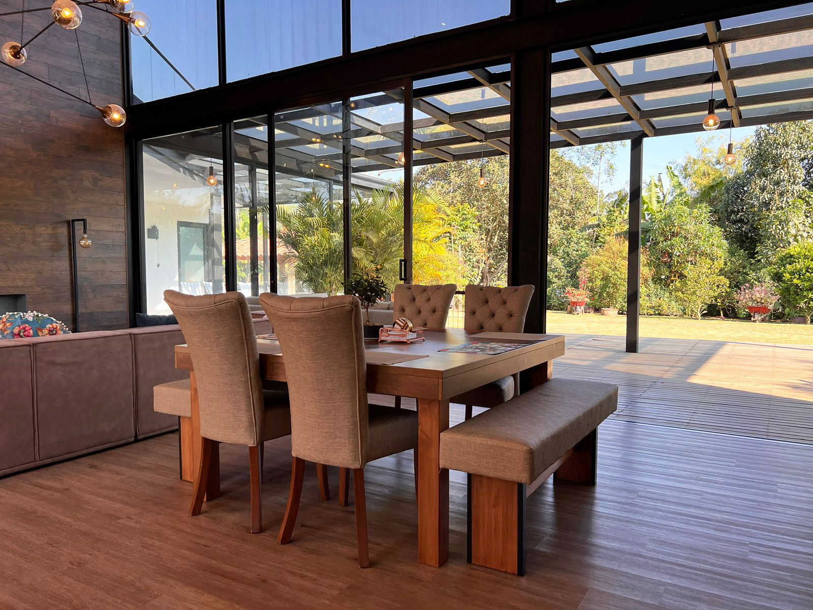 Casa de 5 alcobas en venta en La Ceja, 580 m² · foto 4 de 19