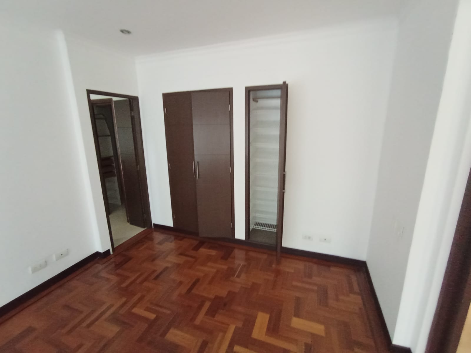 Apartamento de 3 alcobas en venta en San Lucas, Medellín, 163 m² · foto 7 de 10