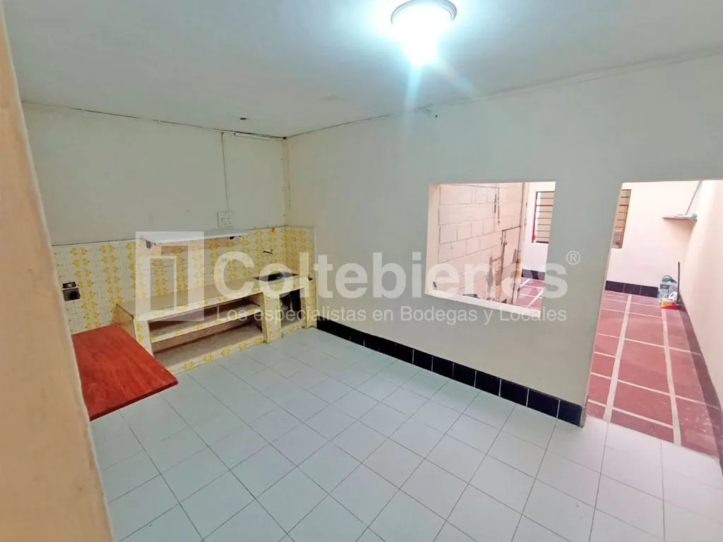 Casa de 7 alcobas en venta en Altamira, Medellín, 180 m² · foto 18 de 24