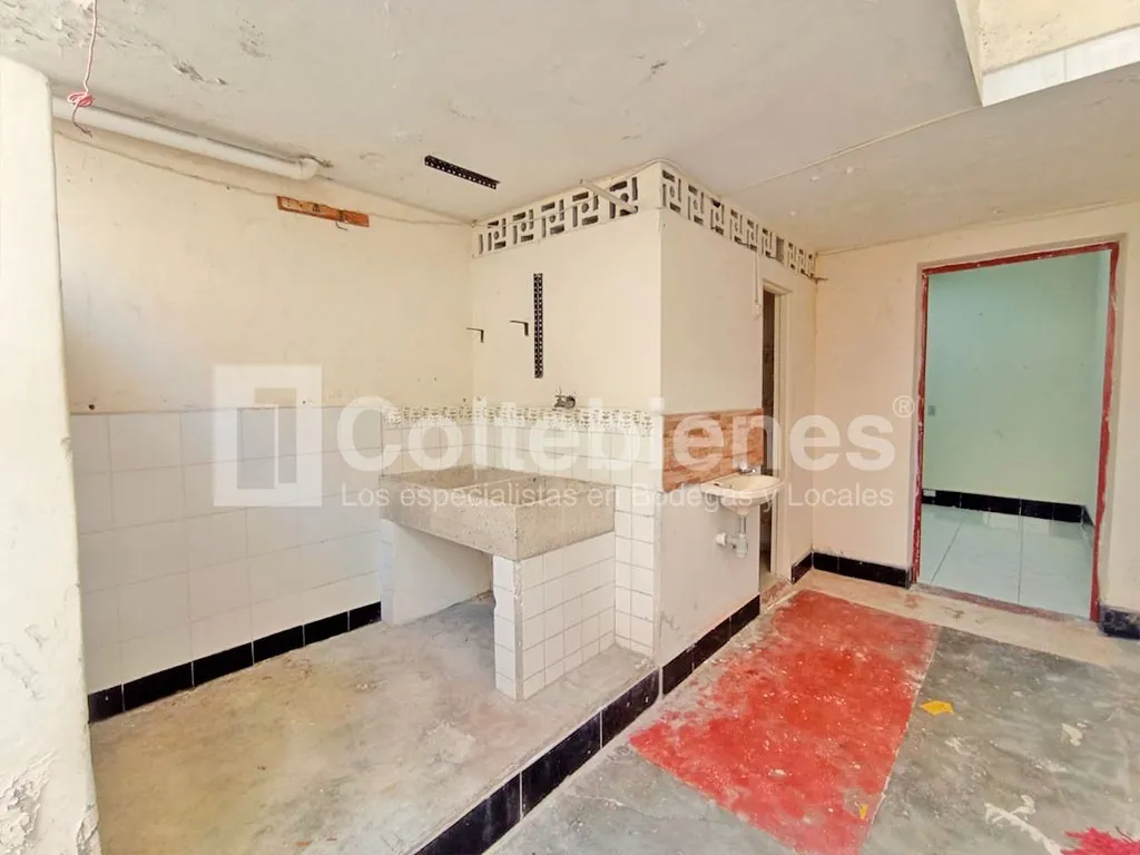 Casa de 7 alcobas en venta en Altamira, Medellín, 180 m² · foto 23 de 24