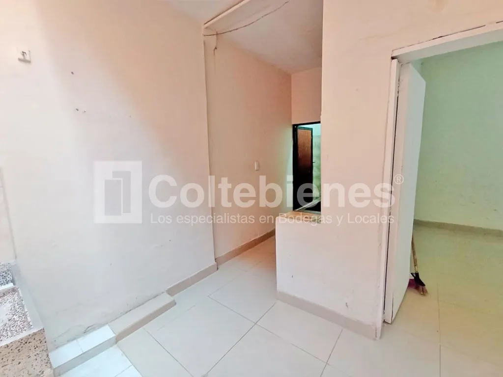 Casa de 7 alcobas en venta en Altamira, Medellín, 180 m² · foto 9 de 24