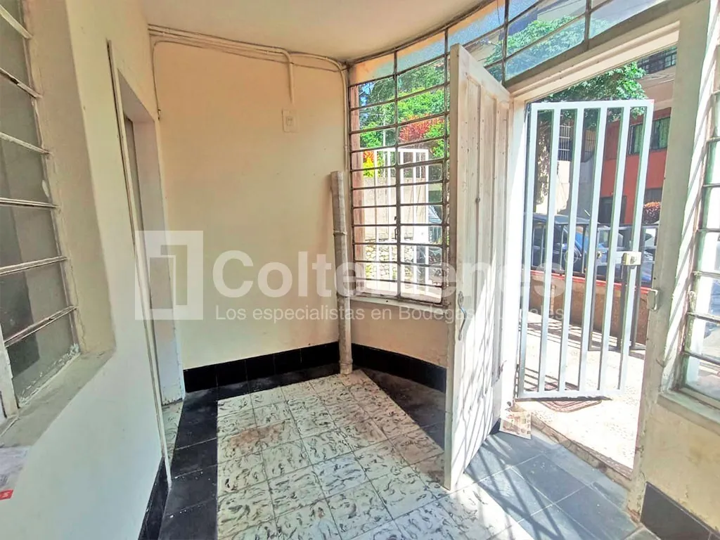 Casa de 7 alcobas en venta en Altamira, Medellín, 180 m² · foto 10 de 24